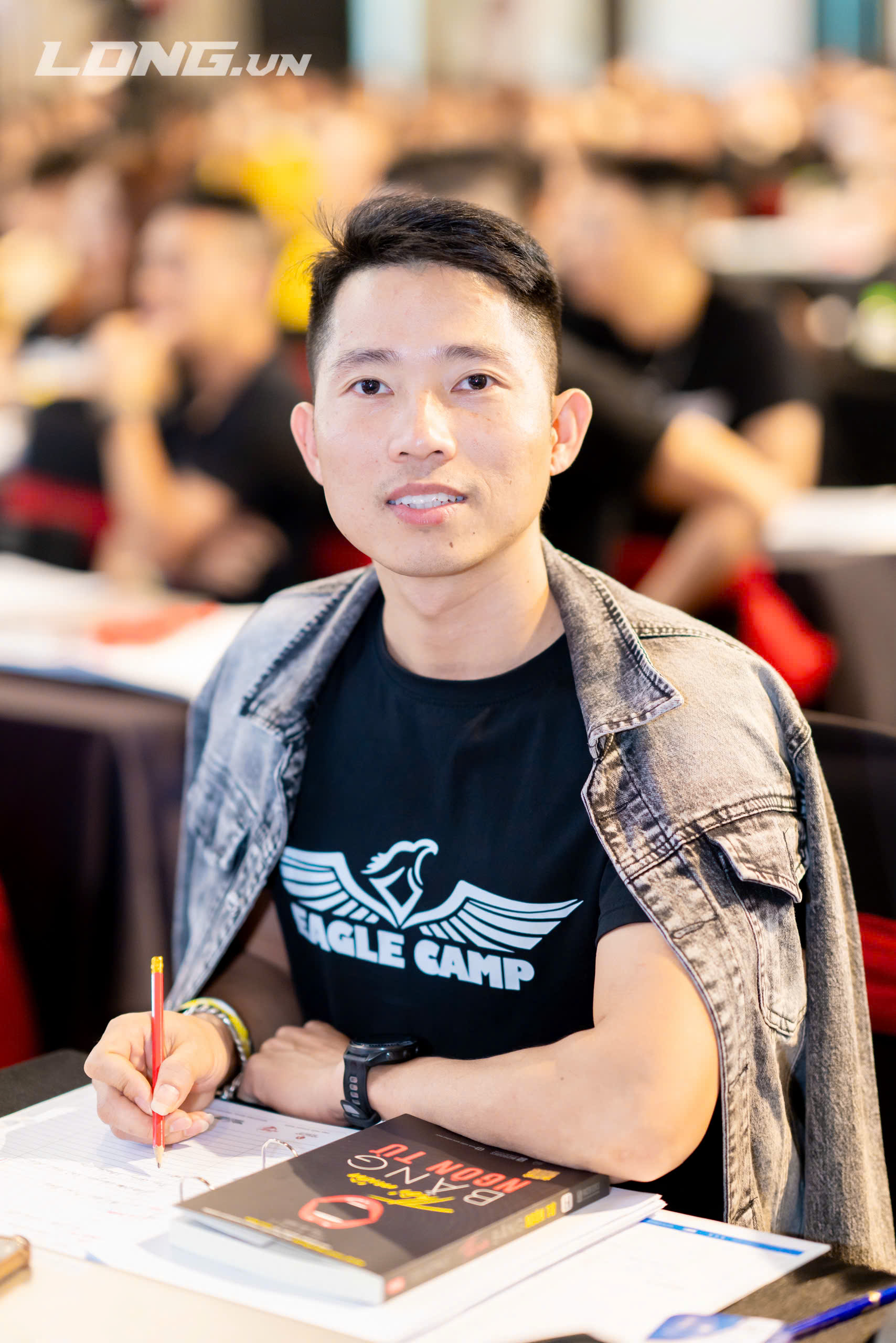 Nguyễn Mạnh Tuấn tại lớp học IPS16